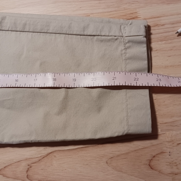 NWT J.Crew City Fit Khaki Capri - Picture 10 of 10
